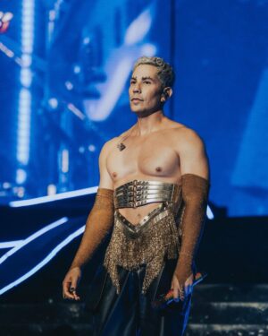 Christian Chávez Instagram - Obsessed with my corset 
@pablo_palomeque_ 🤩
📸 @frescolns  #rbd
