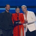 Christian Chávez Instagram – 🤩 Momento de lujo en la noche de #Billboards2023 Así se anunció al ganador del premio a la Canción del Año, Ventas🎤🔥