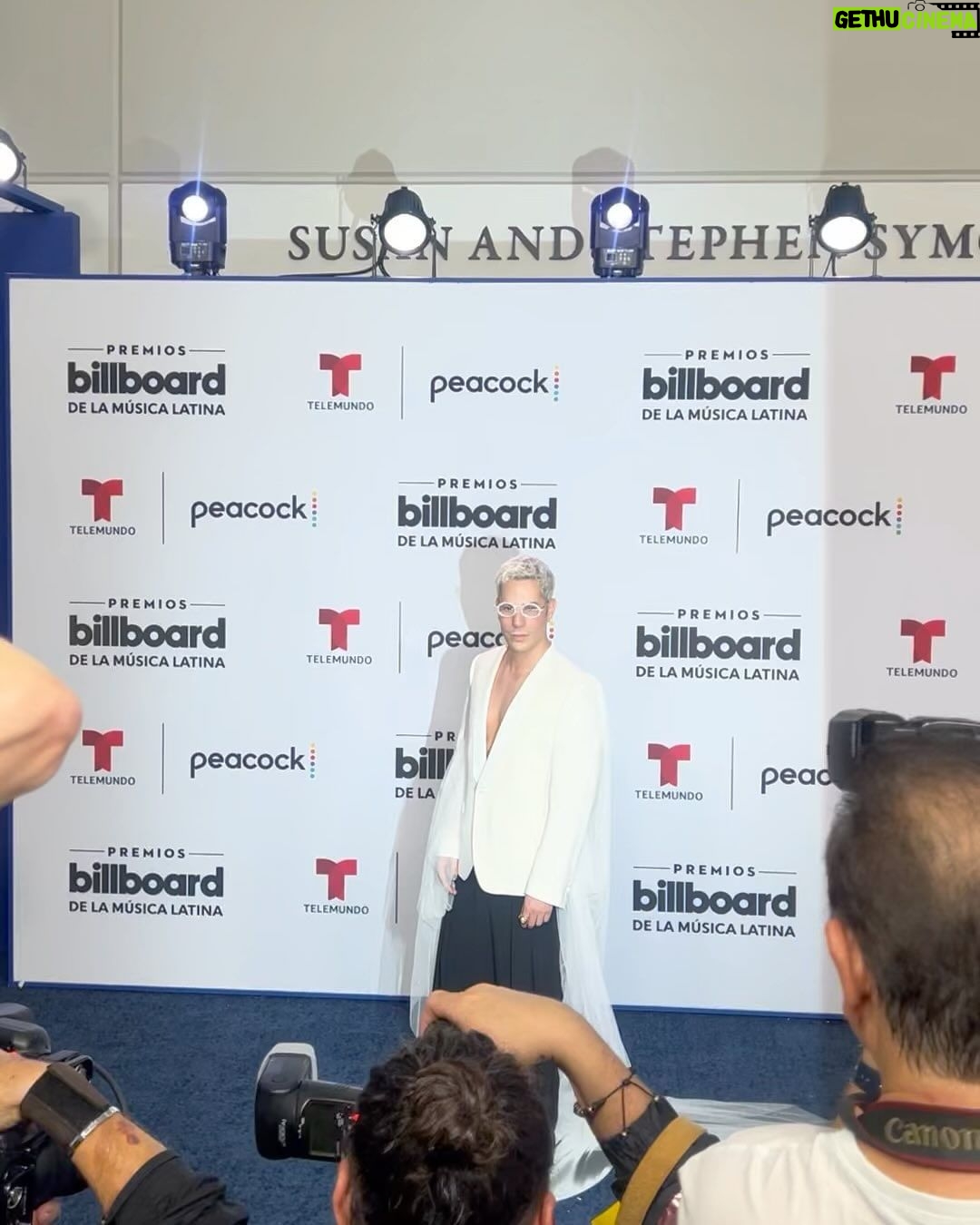 Christian Chávez - 180.9K Likes - The gang at the @billboardlatin