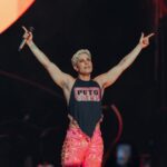 Christian Chávez Instagram - Gracias a todos los que estuvieron en cada concierto, en cada tik tok , posteo de Instagram y comentarios de amor …gracias por bailar y disfrutar pero también escuchar mis palabras , Christian bebe fue el más feliz …entre siendo un gusano que se convirtió en una mariposa majestuosa que vuela alto 🦋 “Si luchar por mi LIBERTAD me hace PUT$ … entonces … soy PUT$ , soy mariposa … y vuelo “ Se vienen cosas maravillosas #comingsoon Estadio Azteca