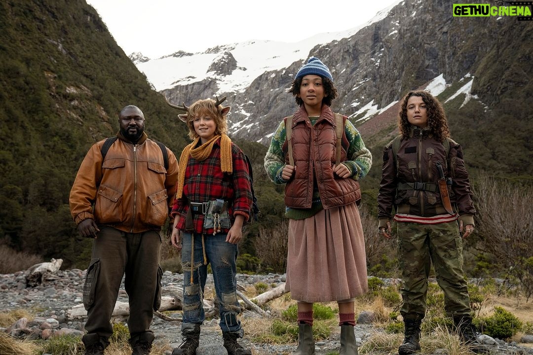 Christian Convery Instagram - Alaska is coming! SWEET TOOTH SEASON 3 is coming later this year! @nonso_anozie @stefanialavieowen @naledimurray @sweettoothnetflix @netflix #sweettoothseason3