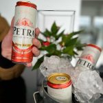 Christian Figueiredo Instagram - O maior Prêmio da Música Brasileira tá chegando e eu tô como? Com a @cervejapetra, a cerveja oficial do #PrêmioMultishow 2023, votando nas categorias e escolhendo meus favoritos! Não importa se você é do samba, sertanejo, pop ou rock, faça igual a Petra, que reuniu o melhor dos maltes, e escolha o melhor de cada um dos ritmos para aproveitar a premiação! ❤️😍🎉 #publicidade #BebaComSabedoria @cervejapetra