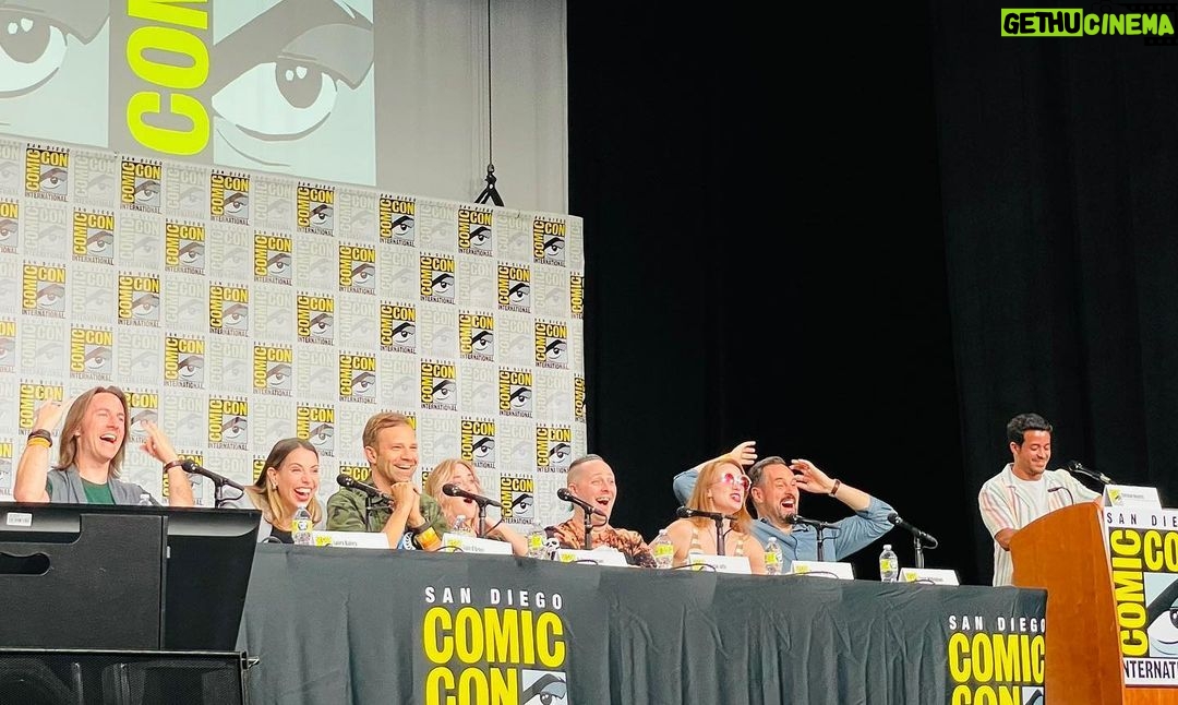 Christian Navarro Instagram - Dream. Come. True. @critical_role We came. We saw. We Comic Conned. Thank you to my new family. And to all the critters that showed up and showed love. We love you too. San Diego Convention Center