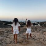 Christian Vieri Instagram - Our babies Stella & isabel ❤️❤️❤️❤️❤️ foto: @costy_caracciolo 🌸🌸🌸🌸🌸 Formentera
