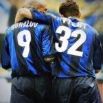 Christian Vieri Instagram - Vintage ⚽️⚽️⚽️ BAp bap @ronaldo ⚽️👑👑👑