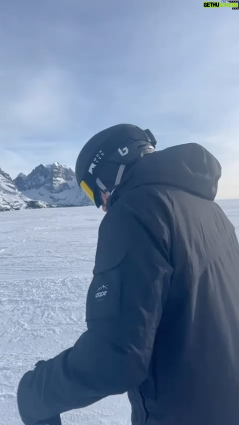 Christian Vieri Instagram - Piano piano ⛷️⛷️🎿🎿🎿🎿🎿🎿🎿⛷️⛷️⛷️⛷️⛷️⛷️⛷️⛷️⛷️⛷️⛷️second day ⛷️⛷️⛷️⛷️⛷️