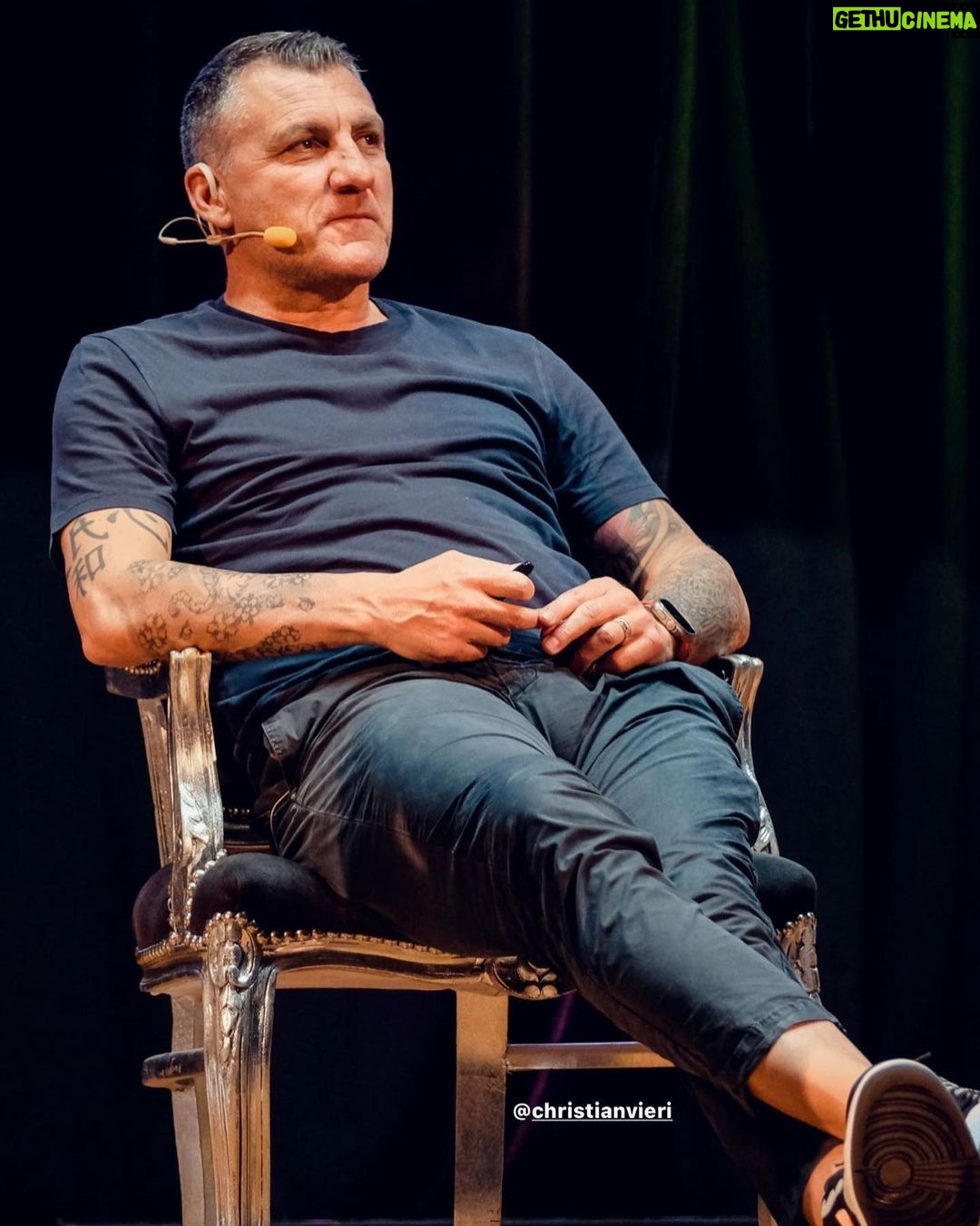Christian Vieri Instagram - BOBOTV teatro 🎥🎥🎥🎥🎥
