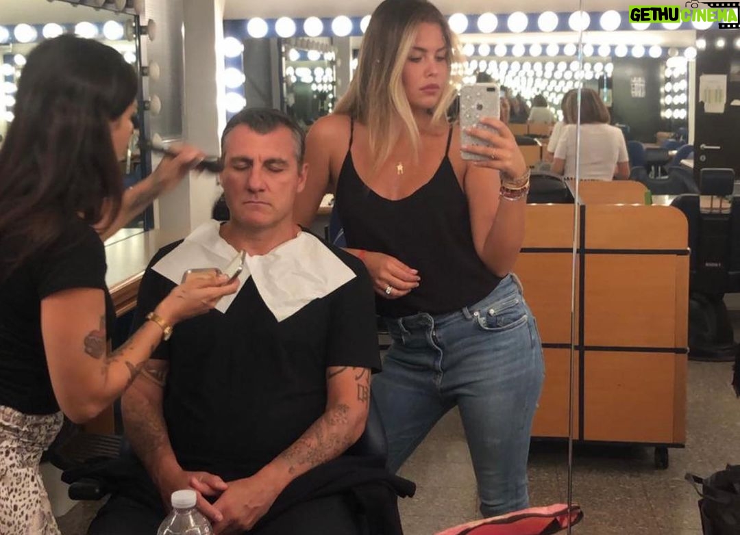 Christian Vieri Instagram - Bobo and coco pops 💃💃💃💃💃 @costy_caracciolo 🎥🎥🎥🎥