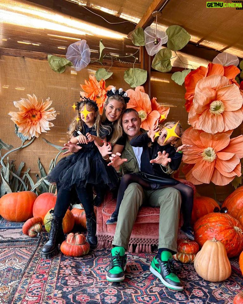 Christian Vieri Instagram - Family time 🎃🎃🎃🎃🎃🎃