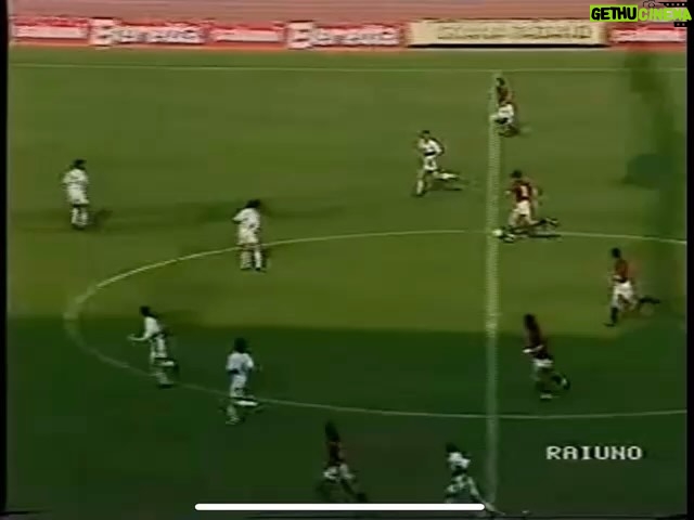 Christian Vieri Instagram - Primo goal in serie A ⚽️ Torino- Genoa @torinofc1906 ⚽️⚽️⚽️⚽️ grande Mondonico ❤️