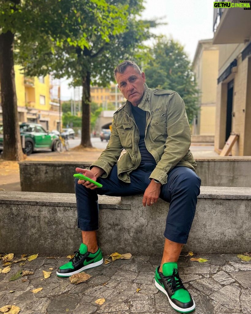 Christian Vieri Instagram - Green is the color 🫒🫒🫑🫑🫑🥦🥦🥦🥦🥝🥝🥝🥝🪀🪀🪀🧪🧪🧪🟢🟢🟢💚💚💚💚