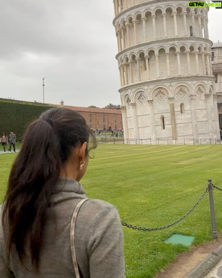 Christina Milian Instagram - The Leaning Tower of Pisa in person is unreal. I immediately flashed back to elementary school and learning about this beautiful wonder. Didn’t know it was as beautiful as it is in real life. Thank you to my Bebe for an awesome & unforgettable birthday gift. **Can’t wait to show you guys what came after THIS! 😍** Leaning Tower Of Pisa Italy