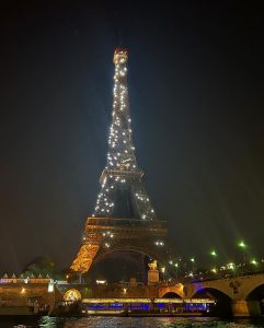 Christina Milian Instagram - Double Date beneath the twinkling lights of Eiffel Tower ❤️‍🔥✨ #DoubletheFun 👩‍❤️‍👨 #ParisLove #CoupledUp #EiffelTower #♾ #SoThisIslove