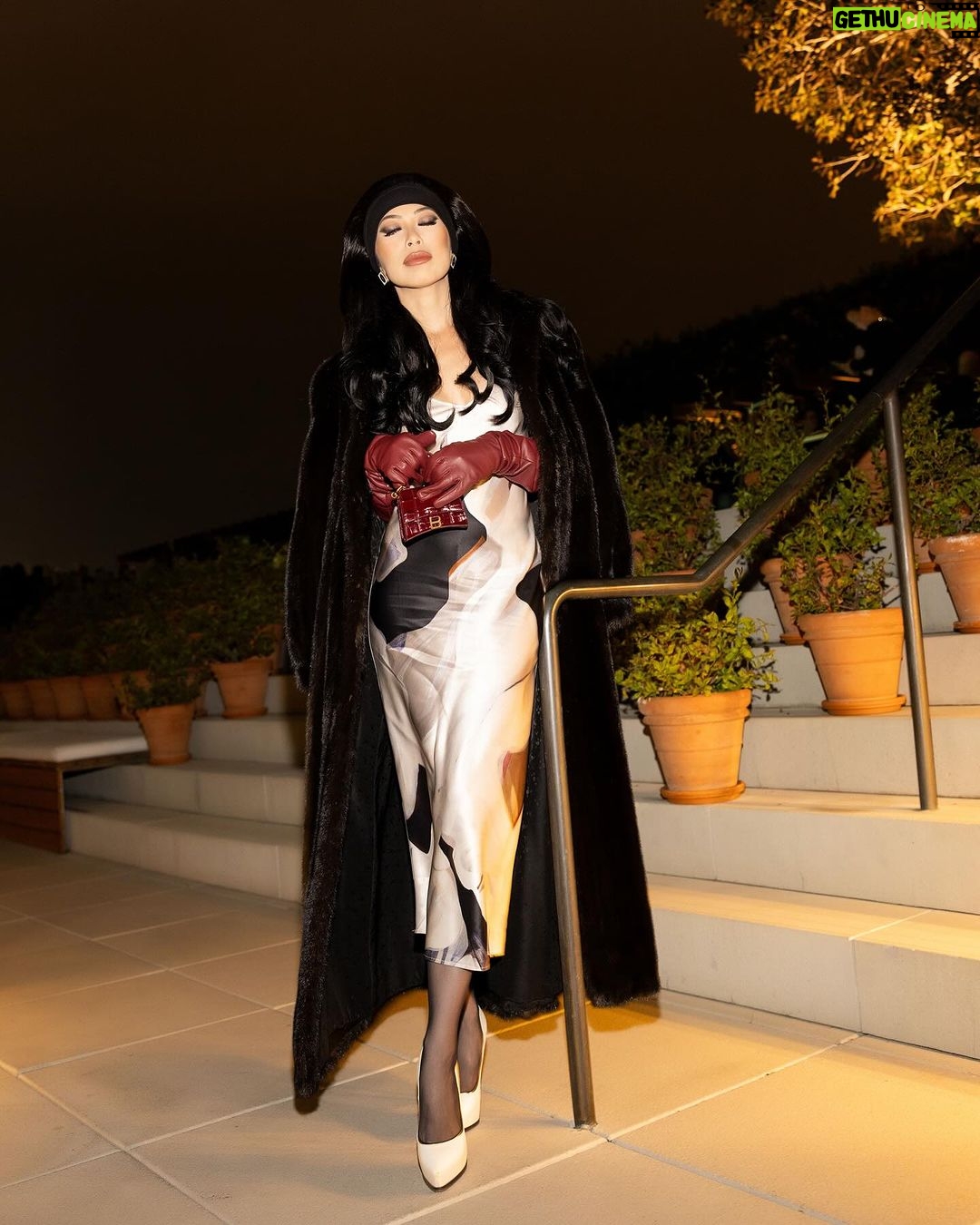Christine Chiu Instagram - A night of fashion and friends in and with @aceharper πΈπ€ Congrats to the 2024 finalists for the @fashiontrustus awards! #fashion #friends #fashiontrustus #aceharper The West Hollywood EDITION