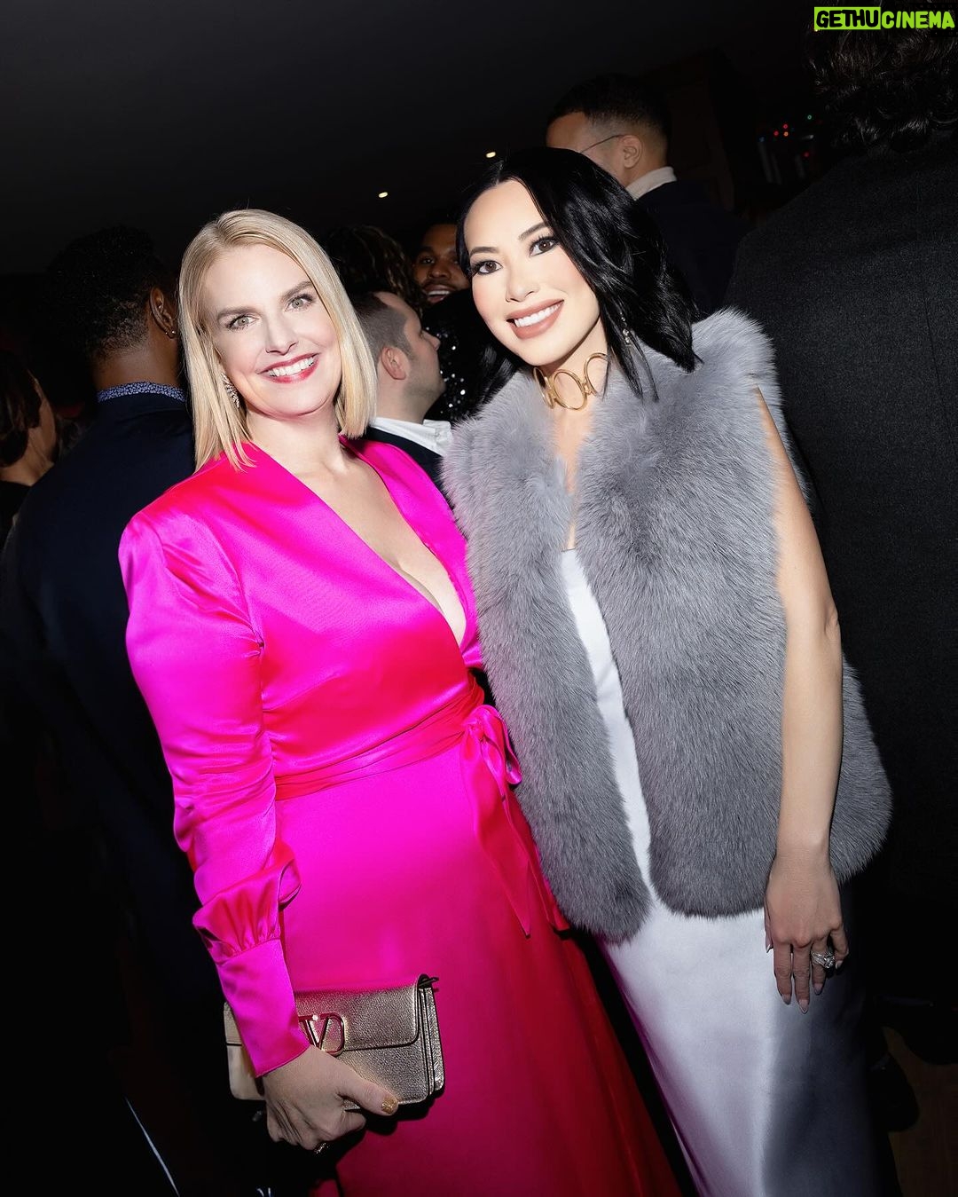 Christine Chiu Instagram - Ecstatic for @glaad 🌈✨💃🏻❤️ Celebrating the history and future of LGBTQ images on television last night with some favorites! Thank you @kathyhilton and @sarahkateellis for hosting this fabulous evening and congratulations to the amazing folks behind @glaad on your upcoming 2023 Governor’s Award from the Television Academy 📺 🫶 @andygelb @slatepr #preemmys #glaad #diversity #inclusivity #brava Bel Air