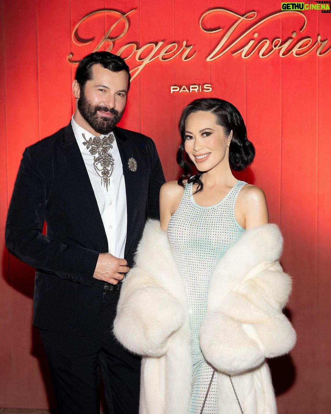 Christine Chiu Instagram - A perfect dinner party doesn’t ex— ✨Paris by the beach for the decadent annual @rogervivier holiday soirée Hosted by incomparable @gherardofelloni @laurabrown99 @kiernanshipka and with my ride or die OG bestie @stacie64130 📸 @victoriasirakovaphotographer Pacific Palisades