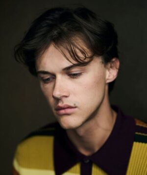 Christopher Briney Instagram - Dalíland at TIFF. Coming very soon.
💗
Styled by the wonderful, amazing @daniela_viviana
