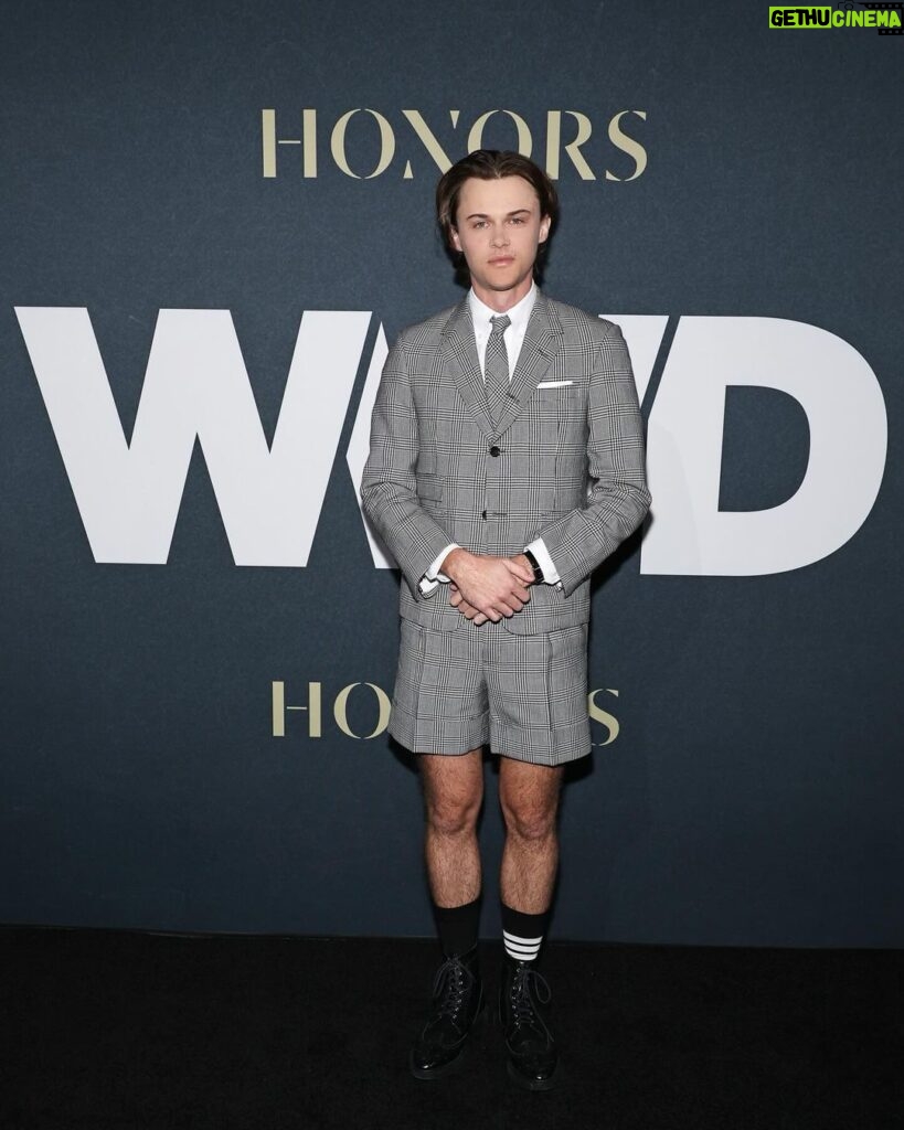Christopher Briney Instagram - Chris in Thom Browne & Cartier for WWD Honors last night Styled by me Grooming: @ekagrooming Tailoring: @sylvio.nyc