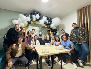 Christopher Vélez Instagram - Un poco de lo que fue mi cumpleaños 🎂 en mi hermoso Loja 😎🔥