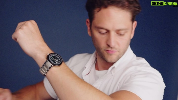 Christopher Von Uckermann Instagram - El amor y el tiempo se fusionan en esta gran colaboración. Gracias @tommyhilfiger por hacerme parte del equipo ⚡️ #tommyhilfigerwatches #tommyhilfigerjewelry #tommyhilfiger #valueoftime