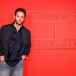 Christopher Von Uckermann Instagram - @tommyhilfiger Estuvo conmigo en todo el soyrebeldetour. Recuerdo estar backstage en los cambios rápidos escogiendo los accesorios para cada tema del show. A veces solo tenia unos segundos para estar listo para la siguiente canción. Fue una experiencia maravillosa! Aquí abajo les comparto la foto en el fashion show de Tommy en NY ⚡️ @tommyhilfiger #tommyhilfigerwatches #tommyhilfigerjewelry #tommyhilfiger #valueoftime