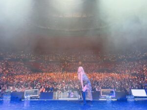 Chungha Instagram - #HallyuPopFest2022 

시드니 별하랑들의 열기로 
Gosh 화끈 달아오른 듯해 🔥❤

!! Love U Sydney q(≧▽≦q) !! 🇦🇺 💖

@hallyupopfest
@hpfsydney2022

#HPFSydney2022 #KPOP #FeelNewSydney #iLoveSydney