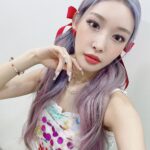 Chungha Instagram – [📸] 220720 #쇼챔피언

🎀I’ll be your sparkle🎀
✨Sparkling✨

#청하 #CHUNGHA
#BareRare #Sparkling
#CHUNGHA_BareRare
#CHUNGHA_Sparkling