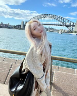 Chungha Instagram - CHUNG HA in Sydney 🇦🇺🥰💙
#2

#청하 #CHUNGHA