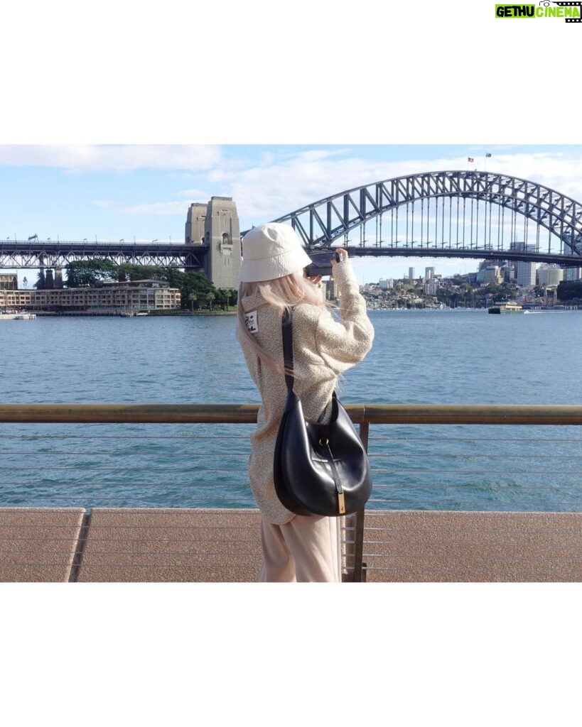 Chungha Instagram - CHUNG HA in Sydney 🇦🇺🥰💙 #2 #청하 #CHUNGHA