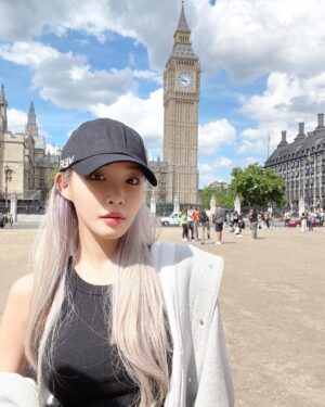 Chungha Instagram - CHUNG HA in London 🇬🇧😍💚
#1

#청하 #CHUNGHA