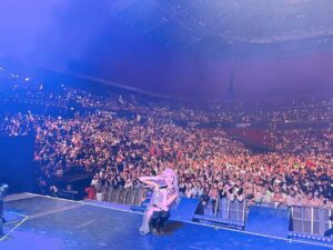Chungha Instagram - #HallyuPopFest2022 

시드니 별하랑들의 열기로 
Gosh 화끈 달아오른 듯해 🔥❤

!! Love U Sydney q(≧▽≦q) !! 🇦🇺 💖

@hallyupopfest
@hpfsydney2022

#HPFSydney2022 #KPOP #FeelNewSydney #iLoveSydney
