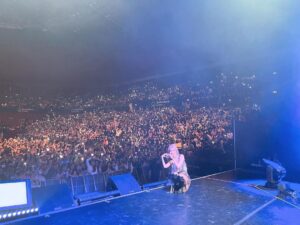 Chungha Instagram - #HallyuPopFest2022 

시드니 별하랑들의 열기로 
Gosh 화끈 달아오른 듯해 🔥❤

!! Love U Sydney q(≧▽≦q) !! 🇦🇺 💖

@hallyupopfest
@hpfsydney2022

#HPFSydney2022 #KPOP #FeelNewSydney #iLoveSydney