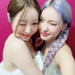 Chungha Instagram - [📸] #BareRare #Sparkling 뎡이🤍 너랑 또 함께 활동해서 외롭지 않았어 항상 언니 같은 동생이어줘서 고마워 사랑해🫶🏻 @uyj__0803 @wjsn_cosmic #청하 #CHUNGHA #우주소녀 #연정