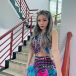Chungha Instagram - [📸] 220717 #인기가요 💙썸머퀸💙 ✨Sparkling✨ #청하 #CHUNGHA #BareRare #Sparkling #CHUNGHA_BareRare #CHUNGHA_Sparkling
