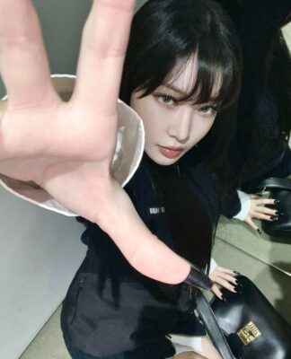 10 Iconic Instagram Photos of Chungha