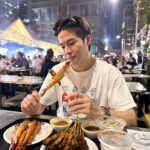 Chutavuth Pattarakampol Instagram – ปากบอกพอ แต่ล่อหมดจาน😋🦐🐓🥚🐷 Singapore