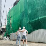Chutavuth Pattarakampol Instagram - ก่อร่างสร้างตึก EP.5 … พี่มาฝึกงานที่ 🎬@meenakom.ent ส่วนน้องมาฝึกงานที่ ✏️ @archithas.design Bangkok, Thailand