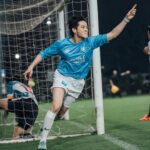 Chutavuth Pattarakampol Instagram - GOOAAALLLL~~~!! ⚽️ ดีใจแค่ไหน ก็ตามภาพเลยยย😆☝🏻 Photo by @oad.anon 📸