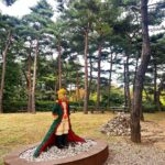 Chutavuth Pattarakampol Instagram – เมื่อเช้าวิ่งข้ามแม่น้ำฮันมาที่สวน Yeouido🌳 8km อากาศดีมาก~🤍 #VisitSeoul Yeouido Park