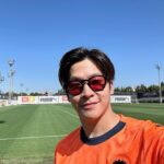 Chutavuth Pattarakampol Instagram – A once in a lifetime experience with @valenciacf 🦇💪🏻 Thank you to @laliga to bring me here ⚽️ #GameOnLALIGA Valencia, España