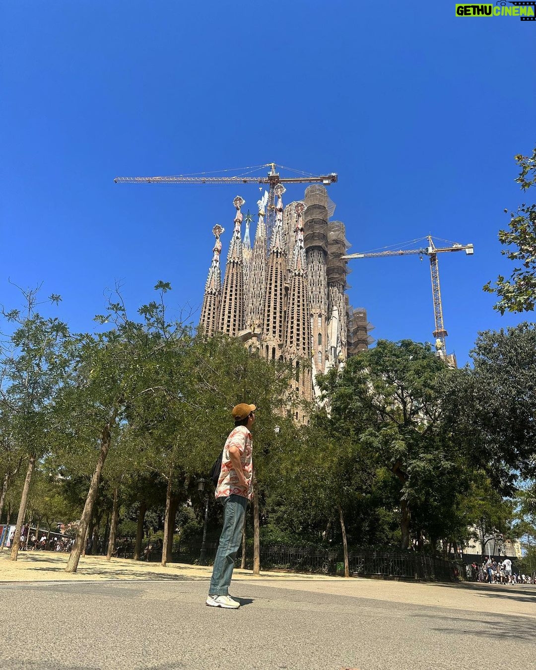 Chutavuth Pattarakampol Instagram - One day in Barcelona πΆπ»π°βοΈ π Barcelona, Spain