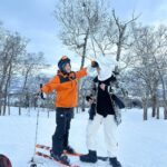 Chutavuth Pattarakampol Instagram - Bye bye~ Hokkaido ☃️⛷️🗻 ชาร์จแบตจนเต็ม🔋 ขอบคุณเพื่อนๆ พี่ๆ ที่ร่วมทริปไปด้วยกัน กลับมาอีกแน่ See you soon...❄️🧤🥶 Hokkaido Japan