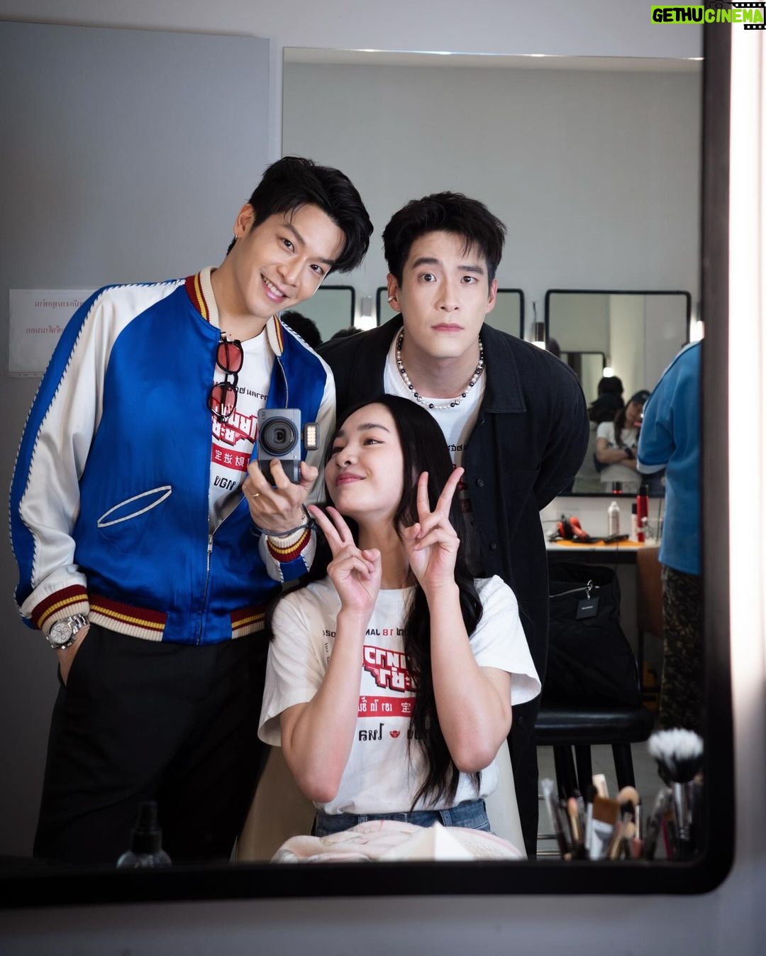 Chutavuth Pattarakampol Instagram - 1..2..3...πΈπ«°π»