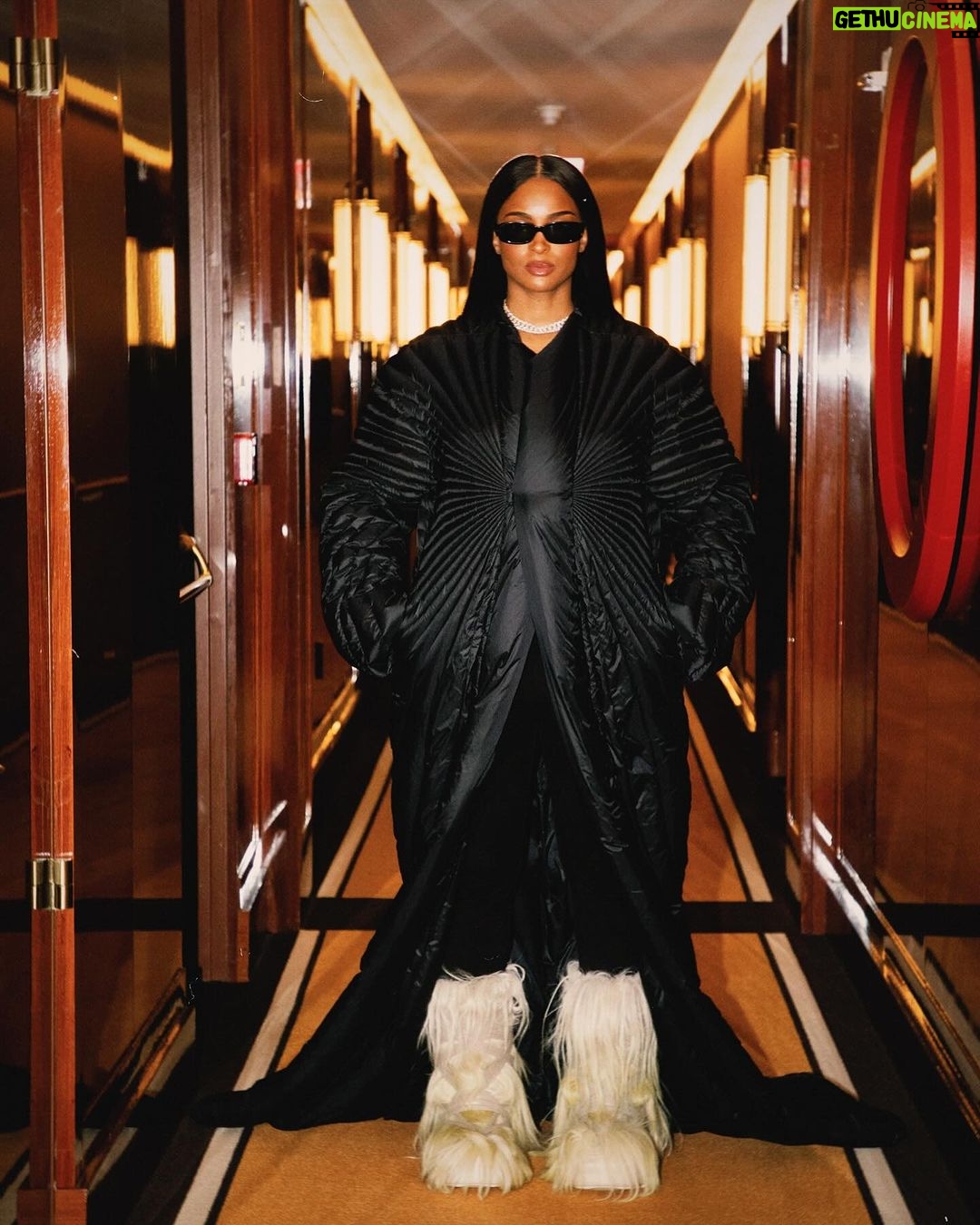 Ciara Instagram - 🖤 Moncler X Rick Owens. Too Hard 🖤