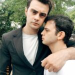 Cihan Şimşek Instagram - Dolu dolu bir 3 sezondu 🌹 Ogimm 🤝 #kardeşlerimsezonfinali