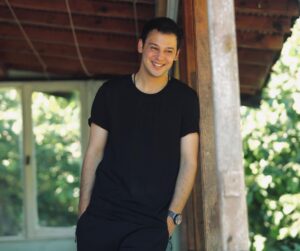 Cihan Şimşek Instagram - Hello gençlik, I’m the Oğulcan :)