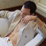 Cihan Şimşek Instagram - Özel çekimden.. Fotoğraf : @muhammetkayku Styling : @mustafacolak Saç - Makyaj : @ugurkiral Mekan : @limakeurasia @aysegulsenerpr