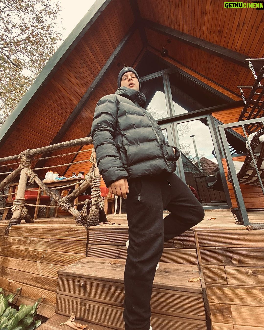 Cihan Şimşek Instagram - Feelin’ myself ✌🏾