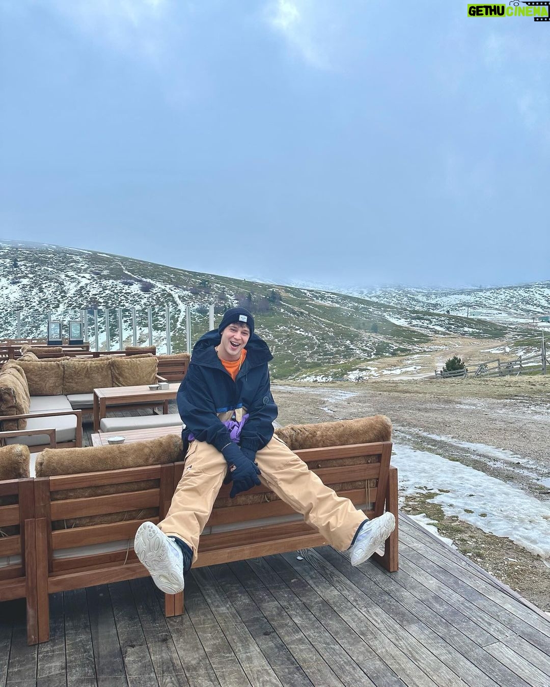 Cihan Şimşek - 278.3K Likes - İyi seneler 🎄