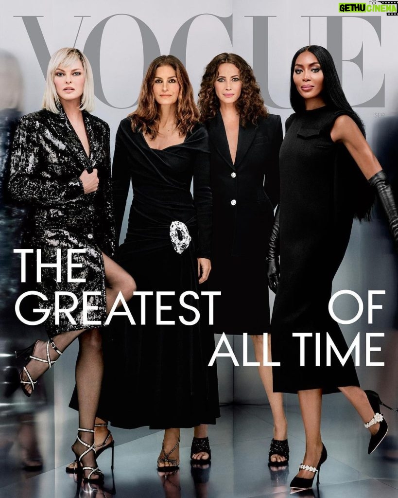 Cindy Crawford Instagram - So nostalgic to be back together for the cover of @voguemagazine and @britishvogue with @naomi @lindaevangelista and @cturlington! Feeling very lucky to call these incredible women lifelong friends ❤️ Thank you to Anna, @edward_enninful, Sally Singer, @rafaelpavarotti_ and the team for reuniting us for this iconic moment!